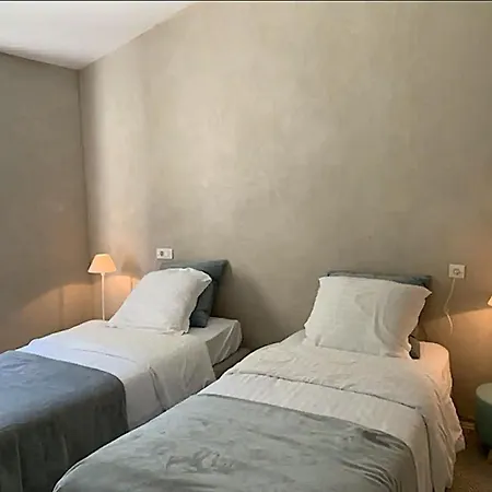 Tatil Evi Piscine Tennis 22pers *