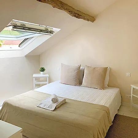 Piscine Tennis 22pers Tatil Evi Bourrou