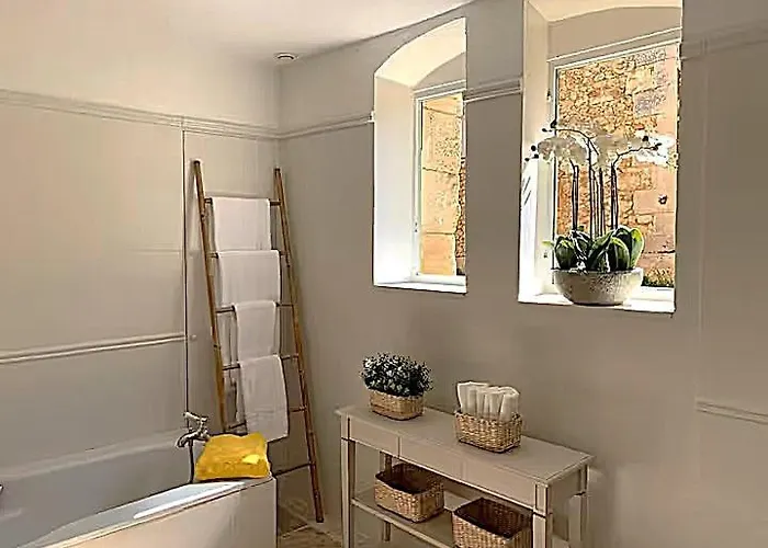 Feriehus Piscine Tennis 22pers *